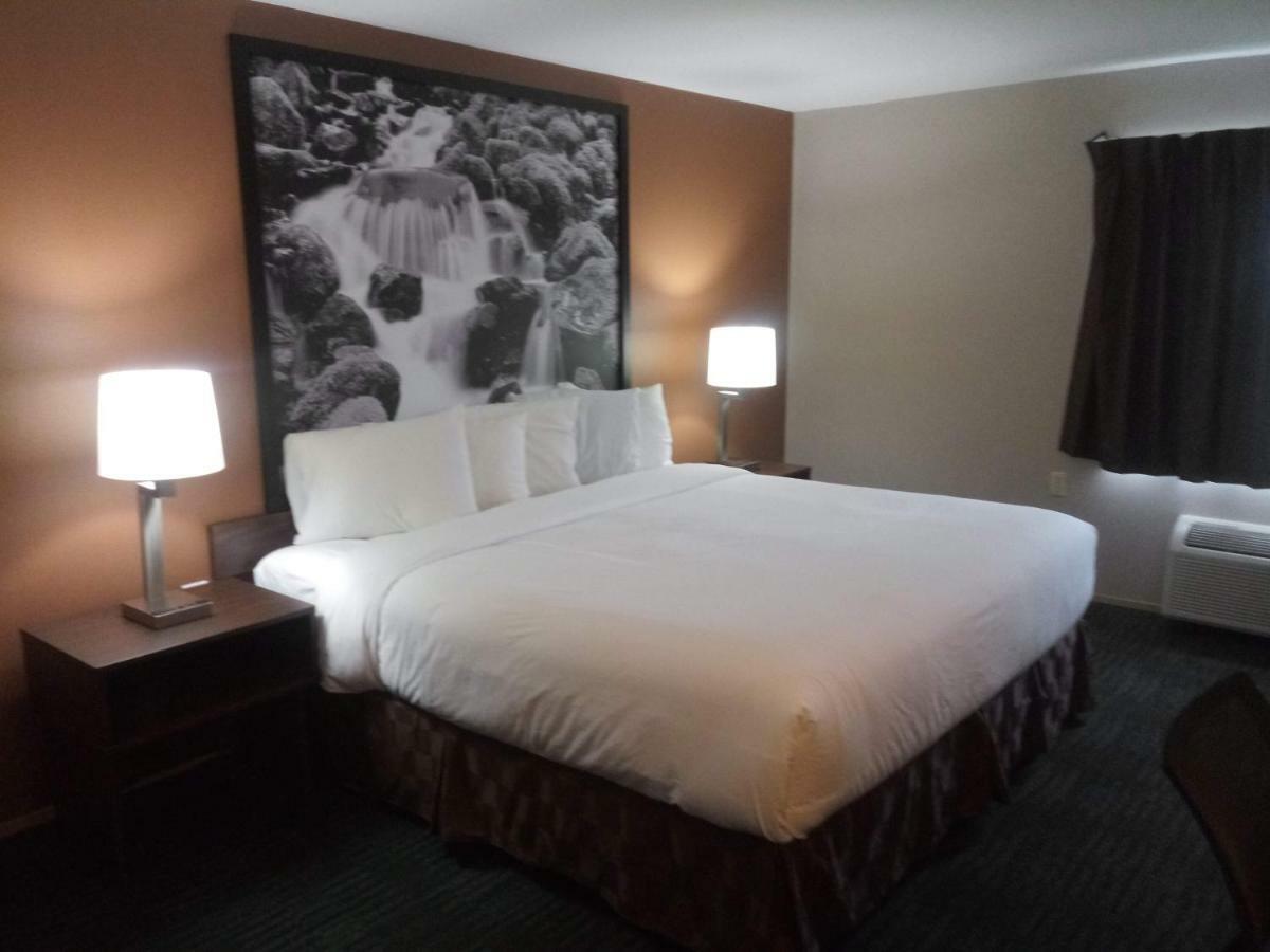 Motel Super 8 By Wyndham Lynnwood Zewnętrze zdjęcie