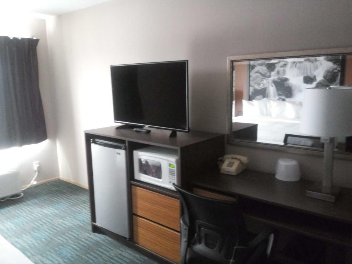 Motel Super 8 By Wyndham Lynnwood Zewnętrze zdjęcie